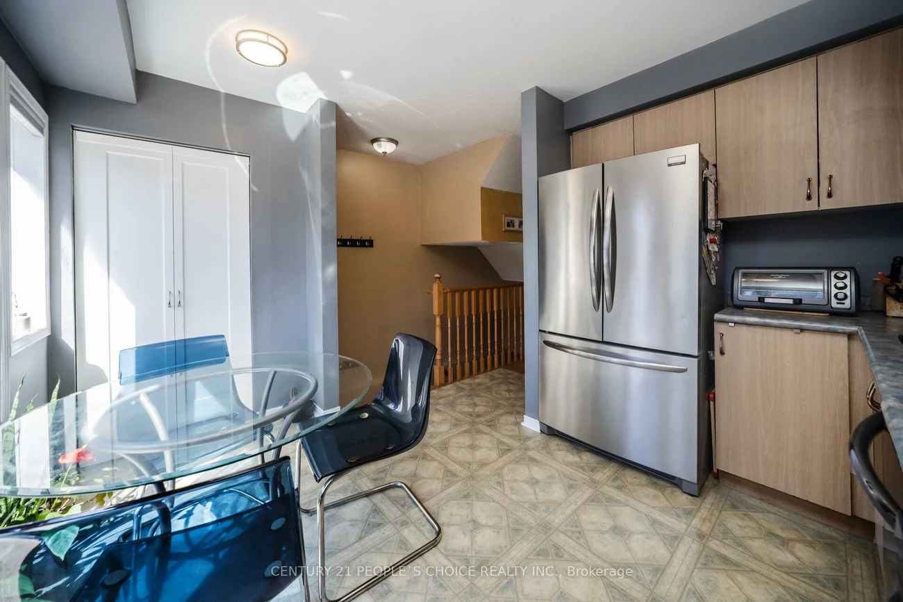 119, Spadina, Brampton West, Brampton