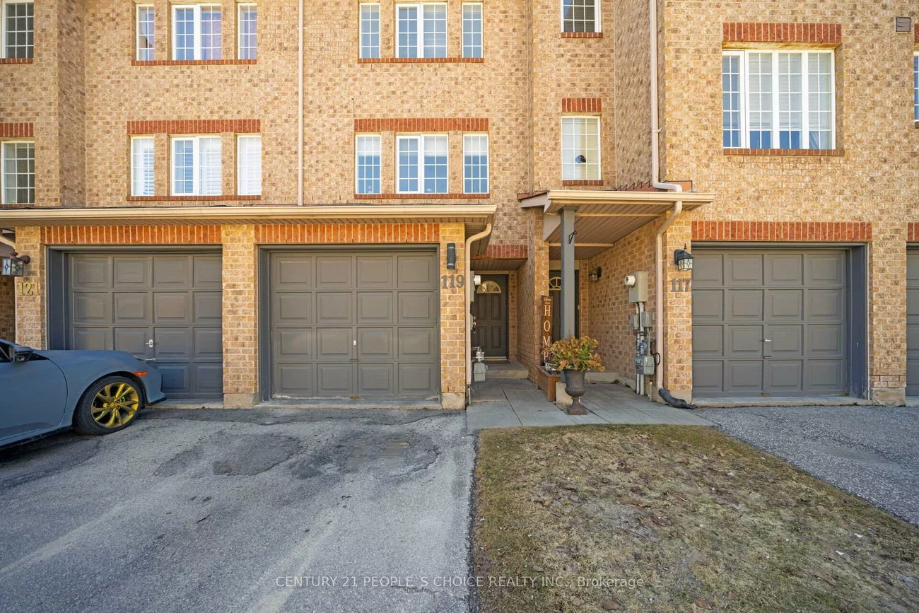 119, Spadina, Brampton West, Brampton