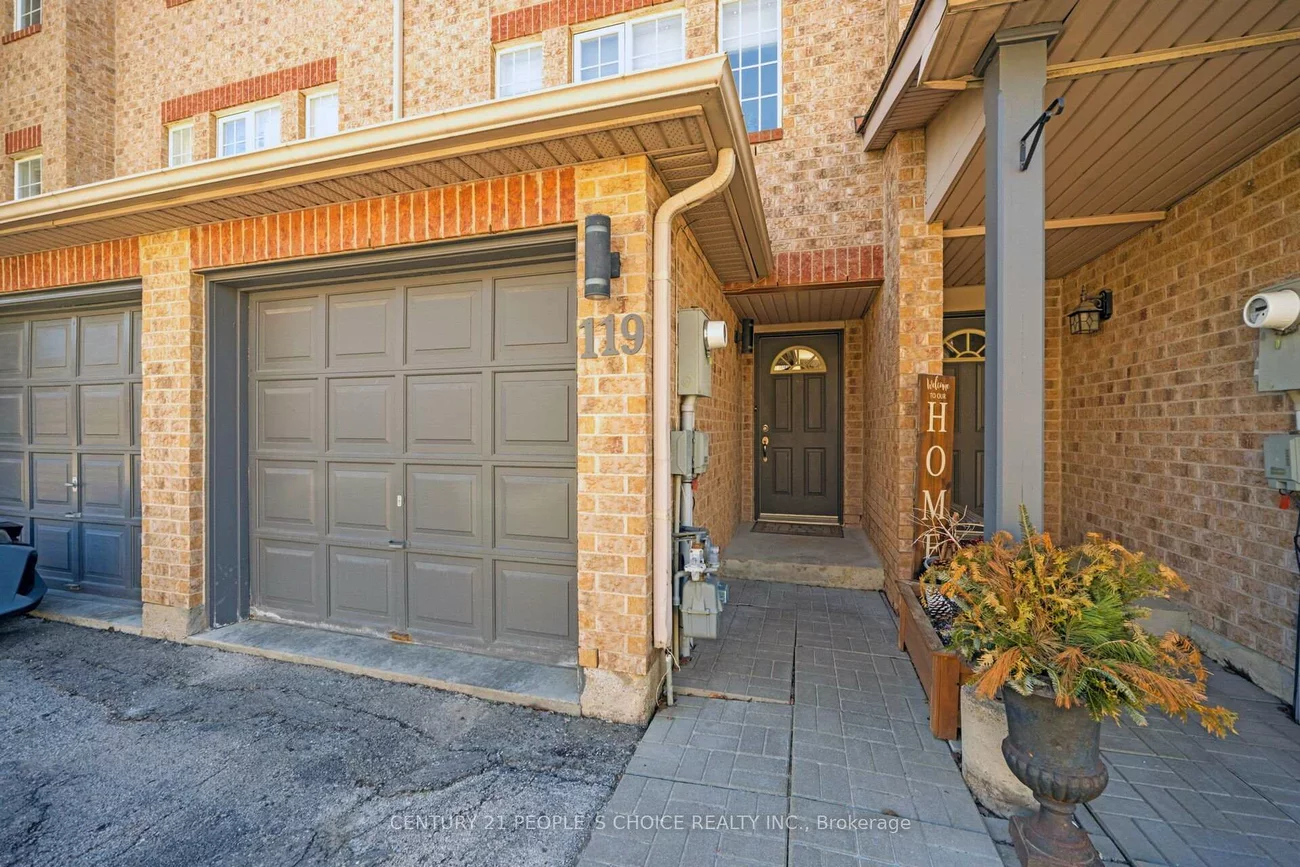 119, Spadina, Brampton West, Brampton