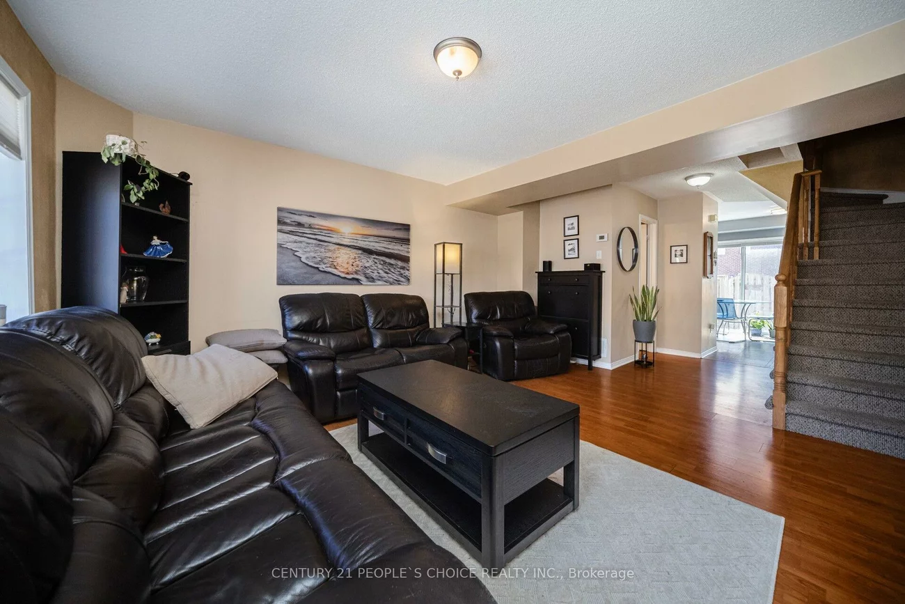 119, Spadina, Brampton West, Brampton