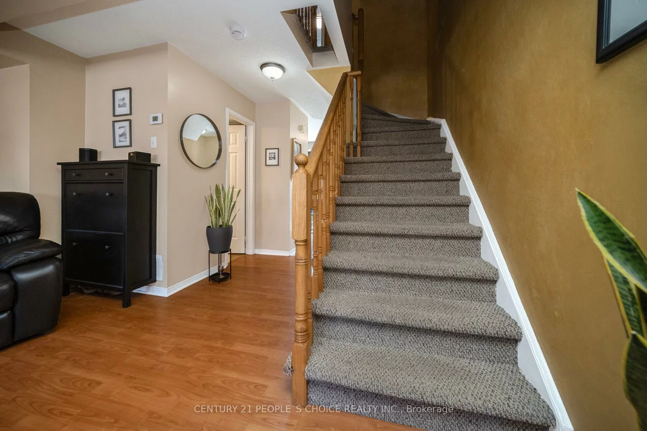 119, Spadina, Brampton West, Brampton