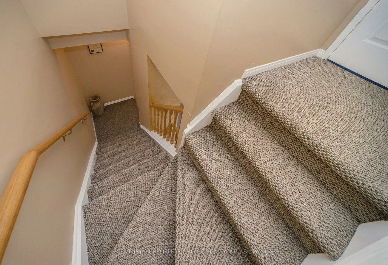 119, Spadina, Brampton West, Brampton