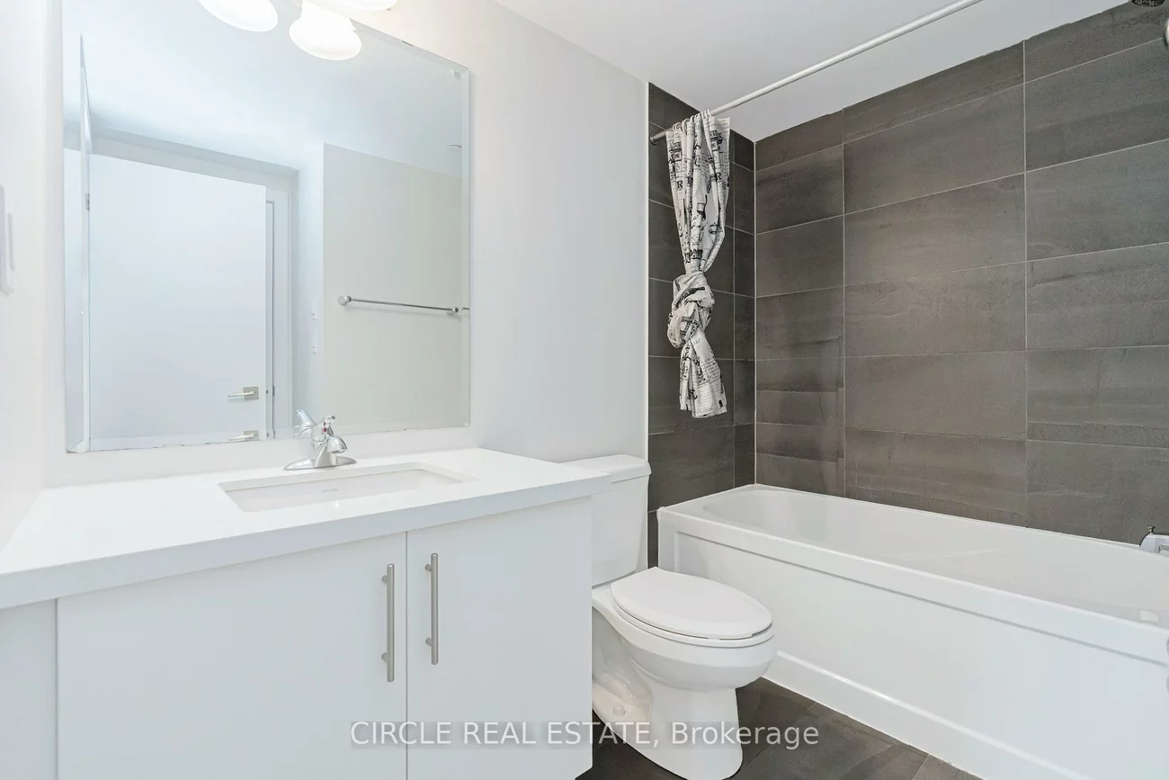 195, Veterans, Northwest Brampton, Brampton