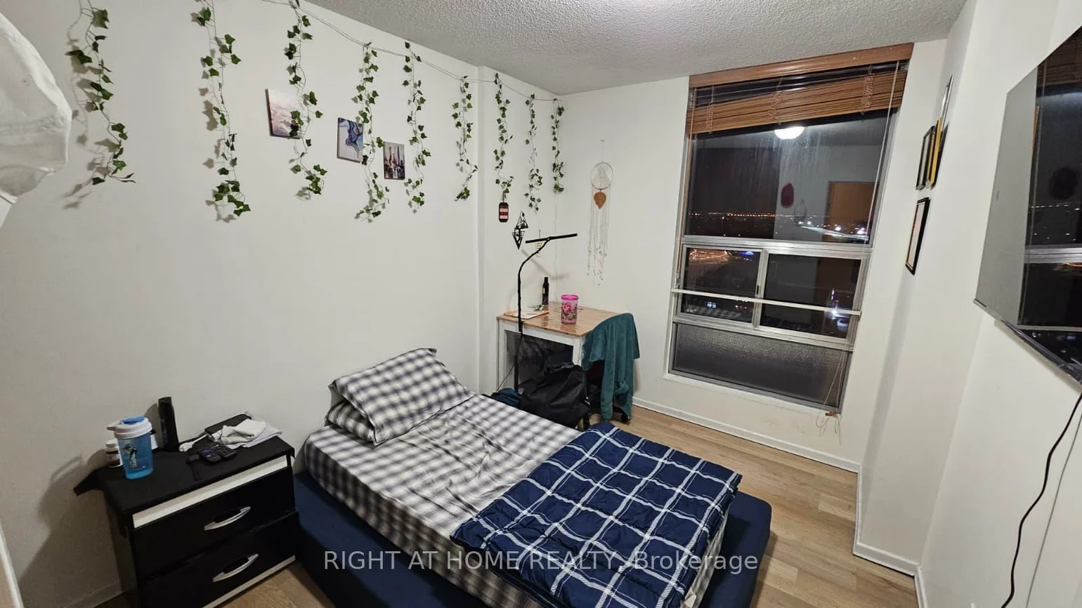 25, Kensington, Queen Street Corridor, Brampton