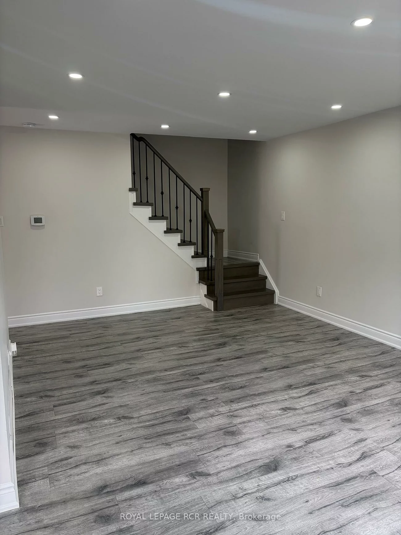 41, Town House, Brampton East, Brampton