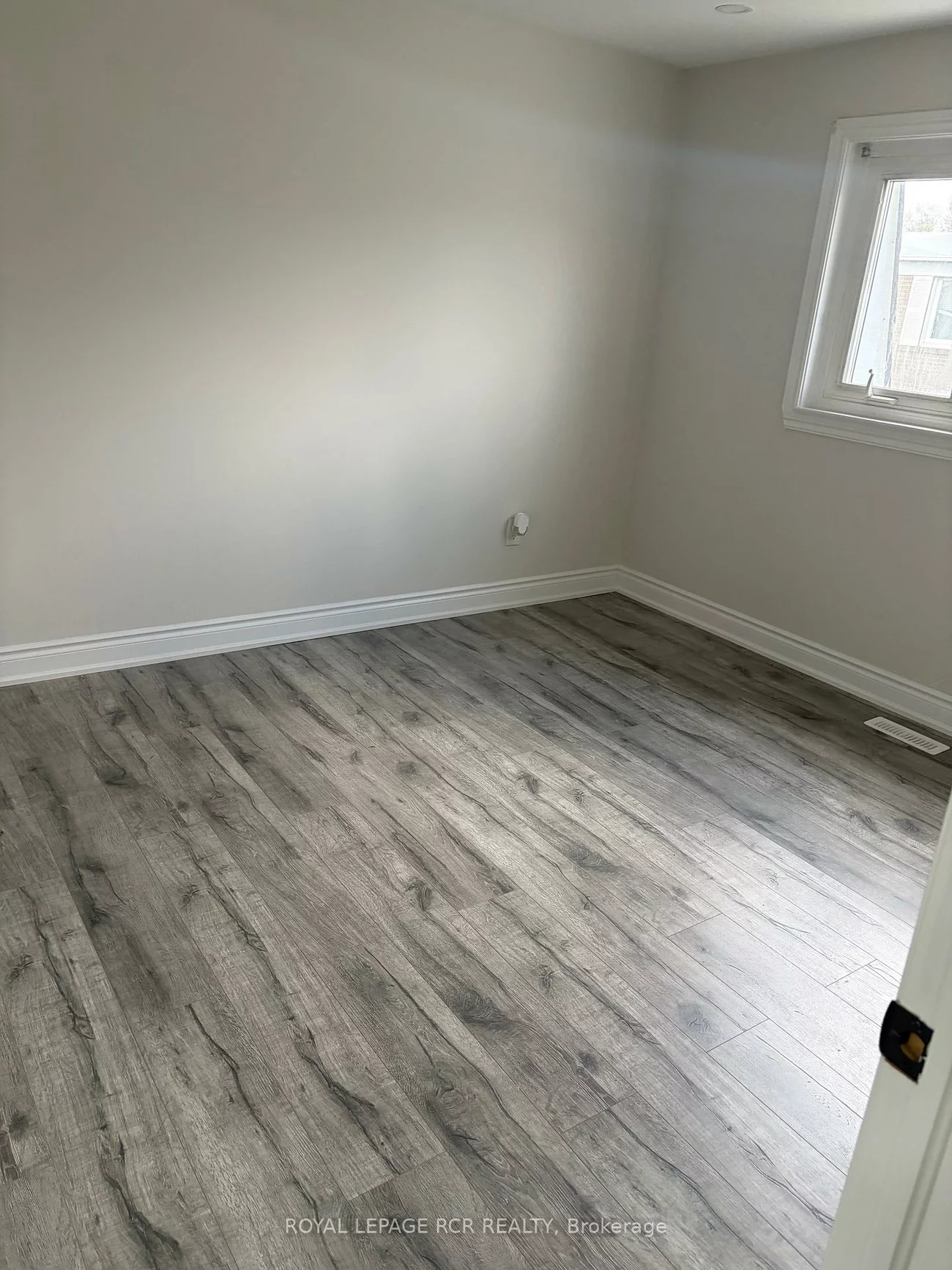 41, Town House, Brampton East, Brampton