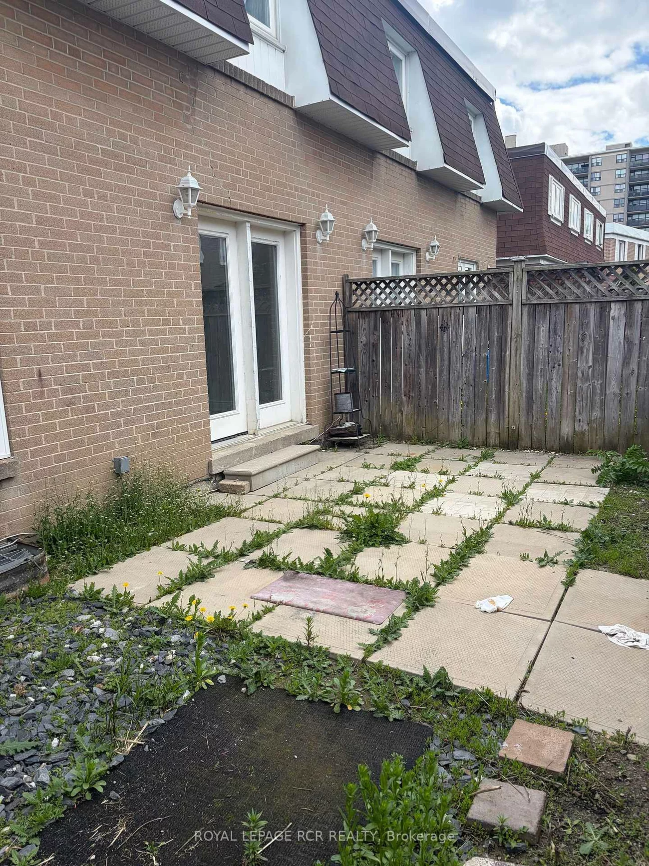 41, Town House, Brampton East, Brampton