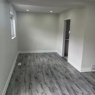 41, Town House, Brampton East, Brampton