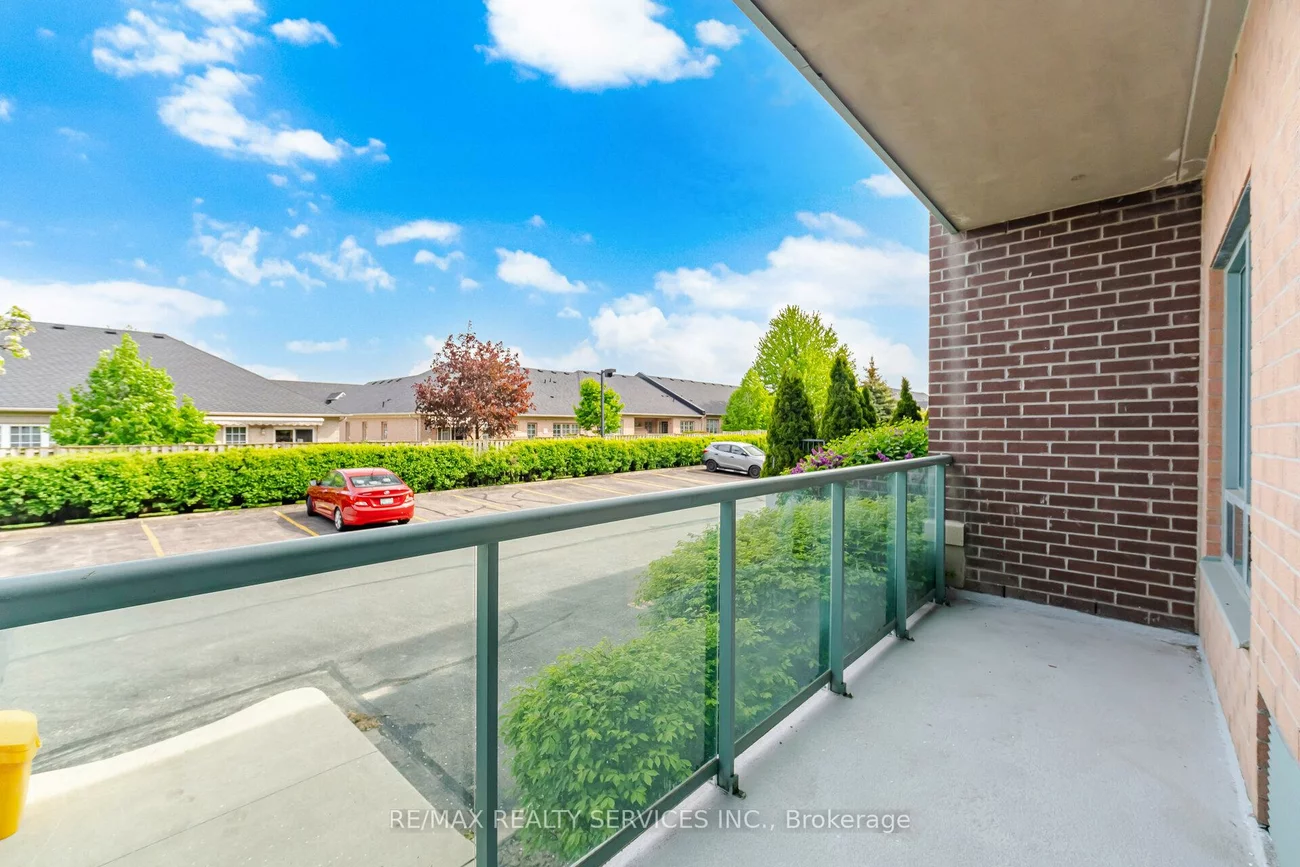 25, Via Rosedale, Sandringham-Wellington, Brampton