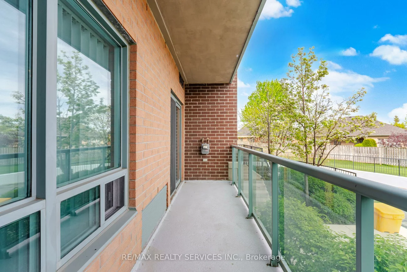 25, Via Rosedale, Sandringham-Wellington, Brampton