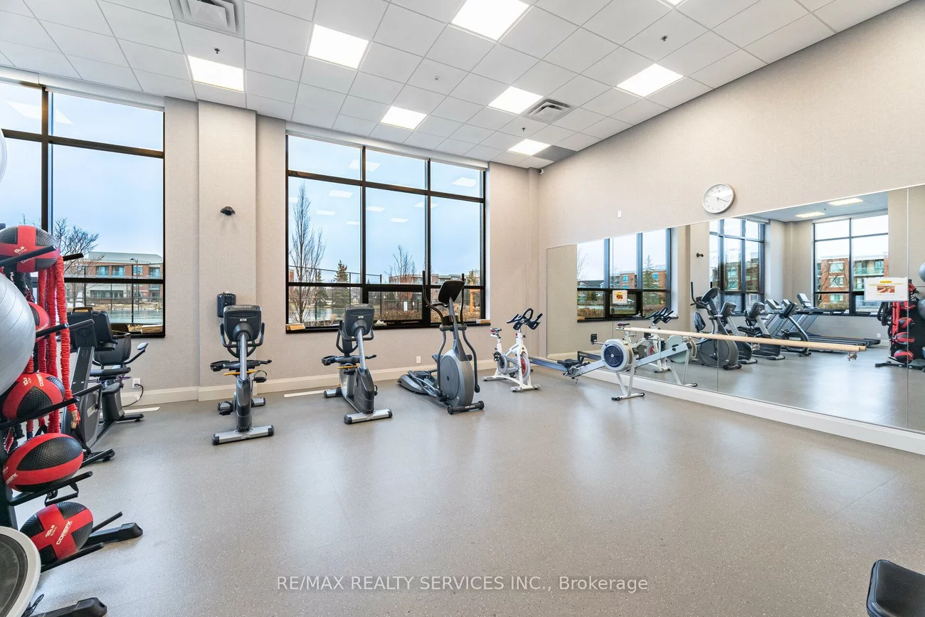 25, Via Rosedale, Sandringham-Wellington, Brampton