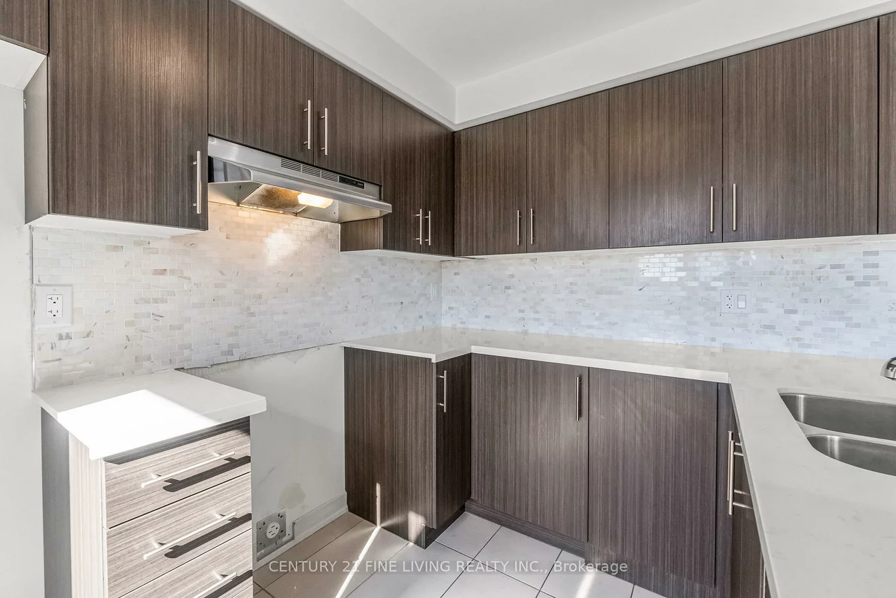 185, Veterans, Northwest Brampton, Brampton