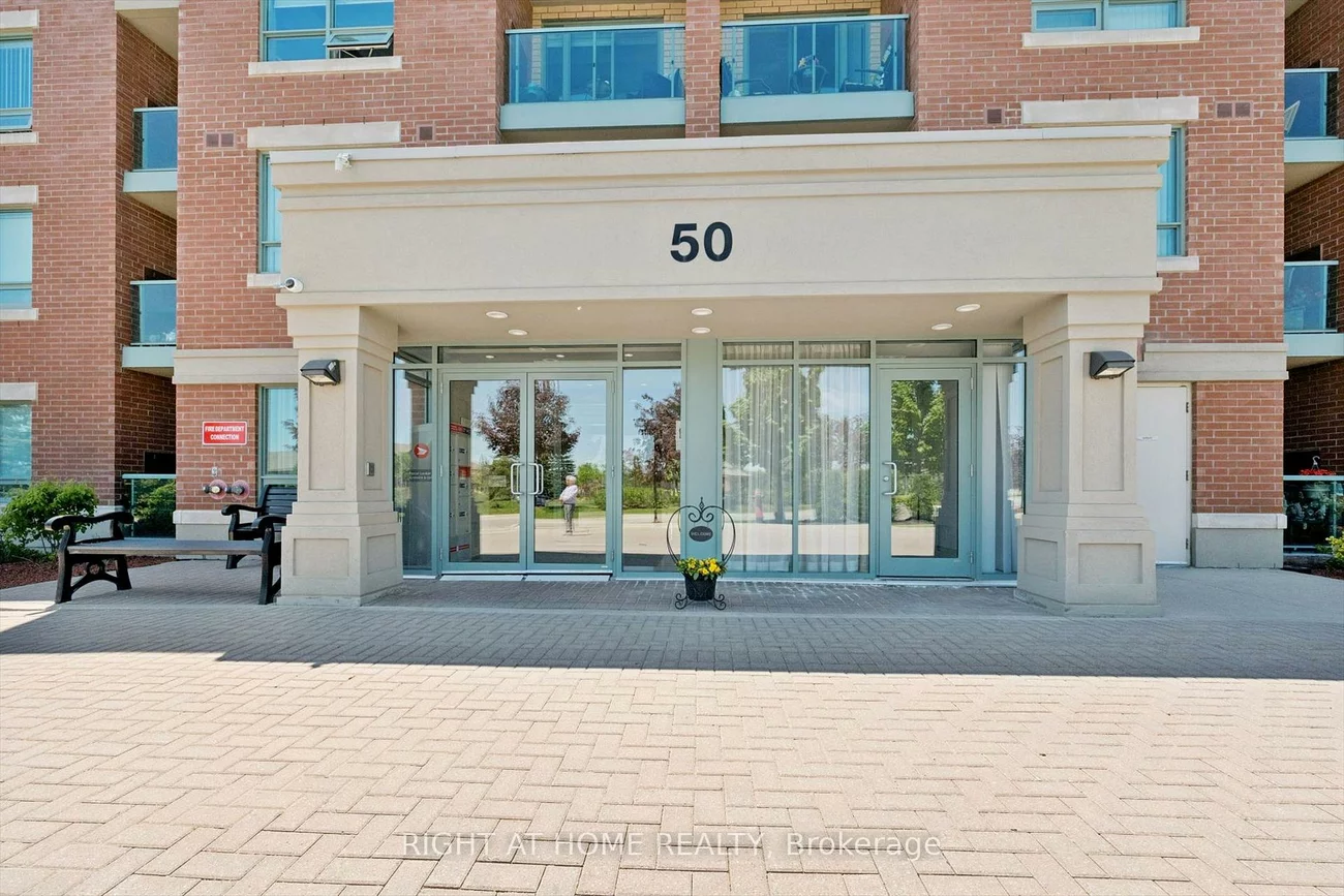 50, Via Rosedale, Sandringham-Wellington, Brampton