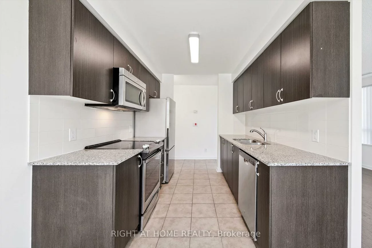 50, Via Rosedale, Sandringham-Wellington, Brampton