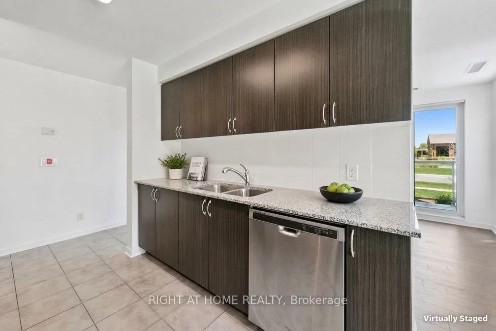 50, Via Rosedale, Sandringham-Wellington, Brampton