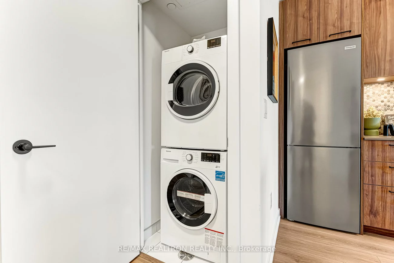 10, Lagerfeld, Northwest Brampton, Brampton