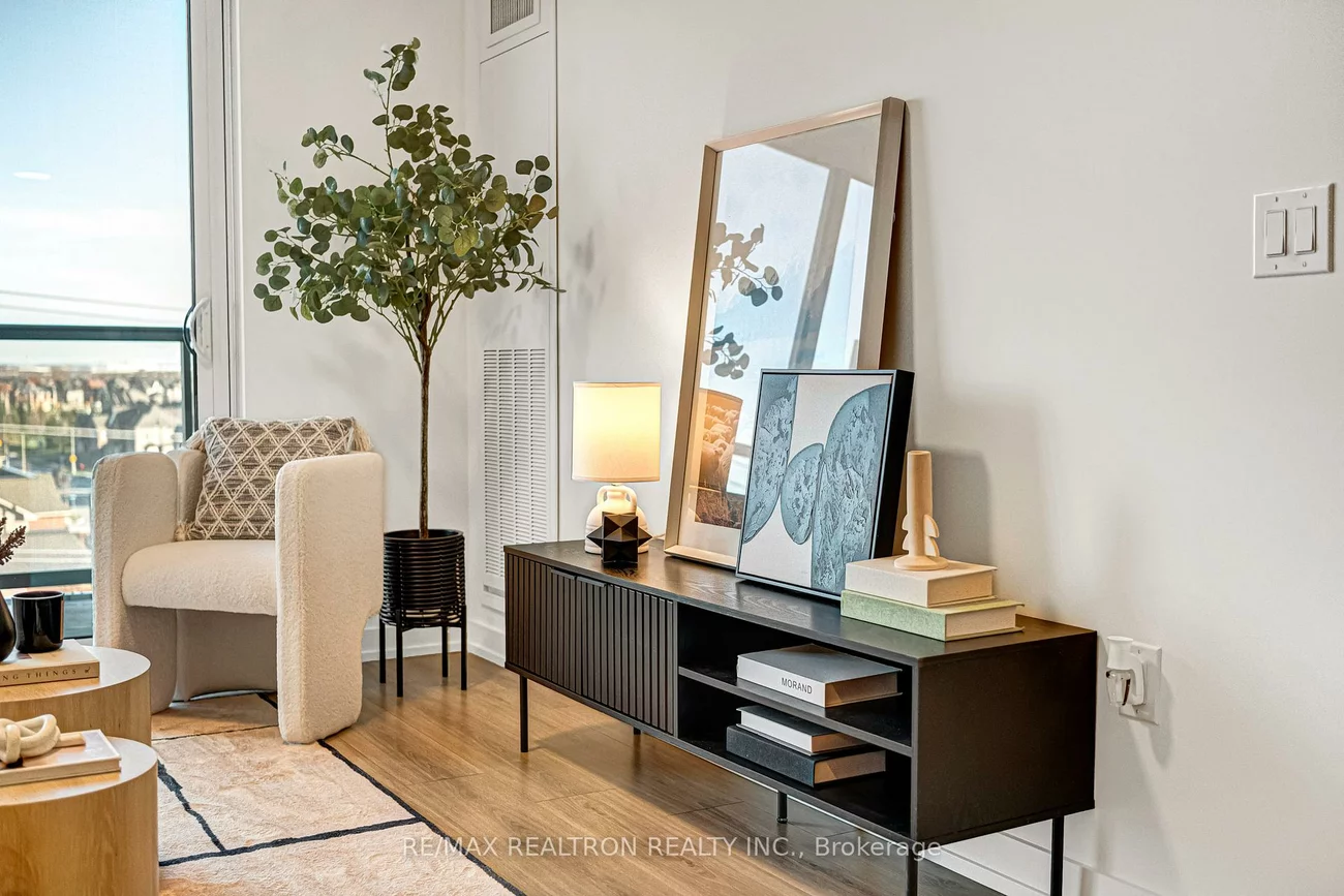 10, Lagerfeld, Northwest Brampton, Brampton