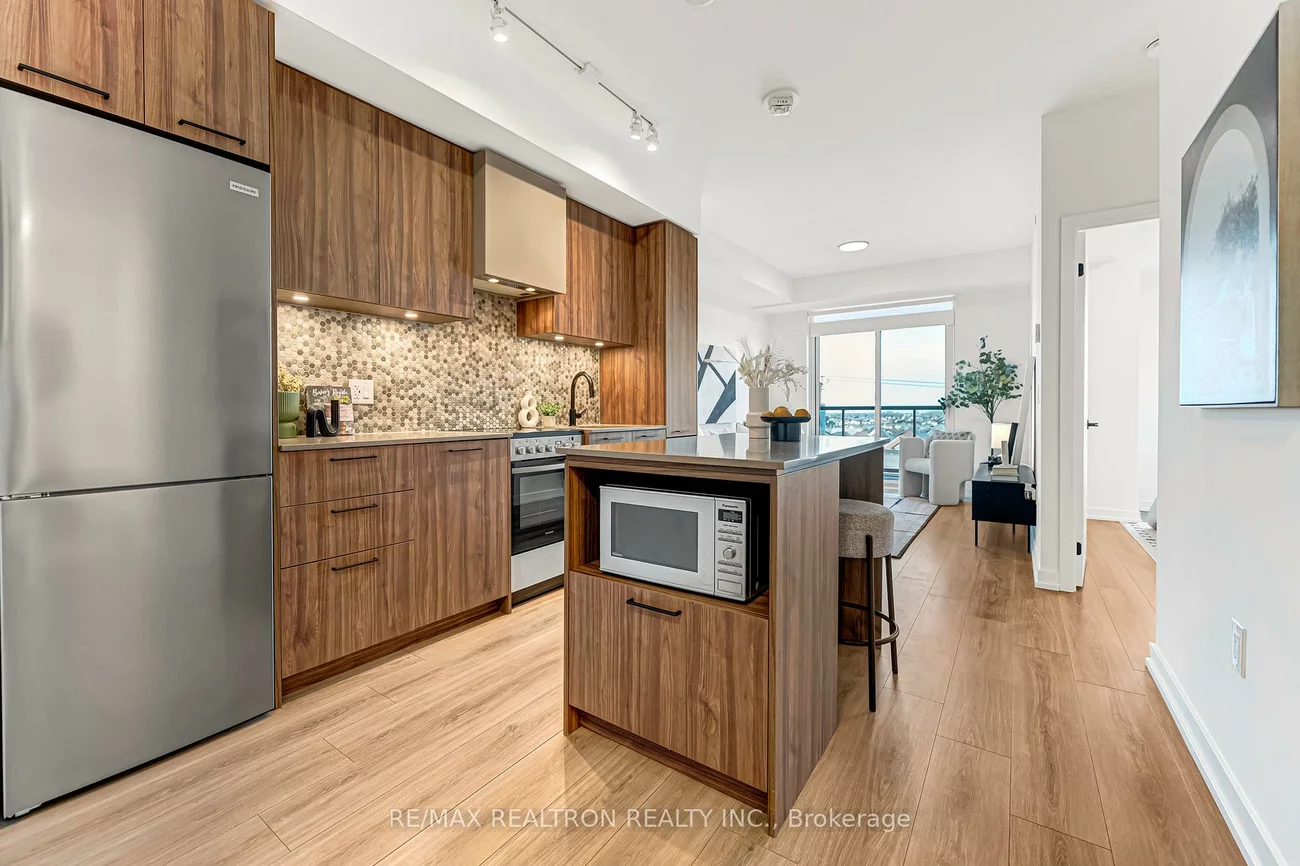 10, Lagerfeld, Northwest Brampton, Brampton
