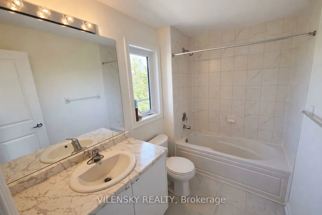 45, Knotsberry, Brampton South, Brampton