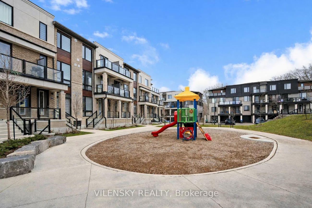 45, Knotsberry, Brampton South, Brampton