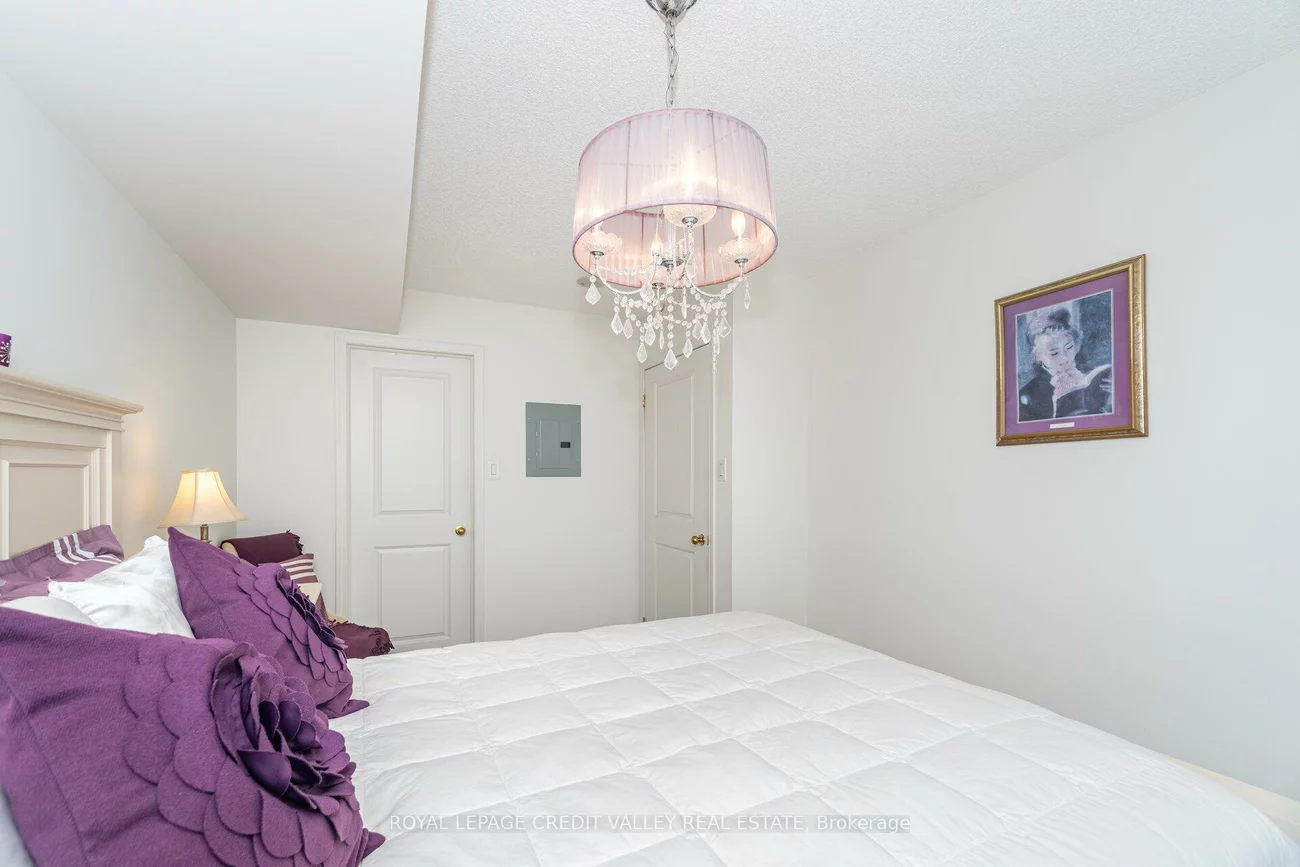 9, George, Downtown Brampton, Brampton