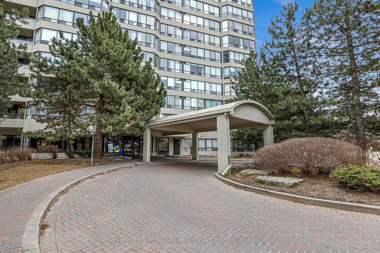 24, Hanover, Queen Street Corridor, Brampton