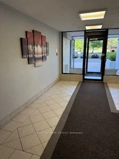 18, Knightsbridge, Queen Street Corridor, Brampton