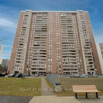 18, Knightsbridge, Queen Street Corridor, Brampton