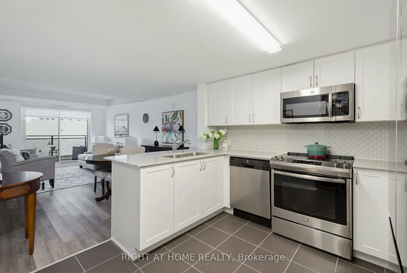 40, Via Rosedale, Sandringham-Wellington, Brampton
