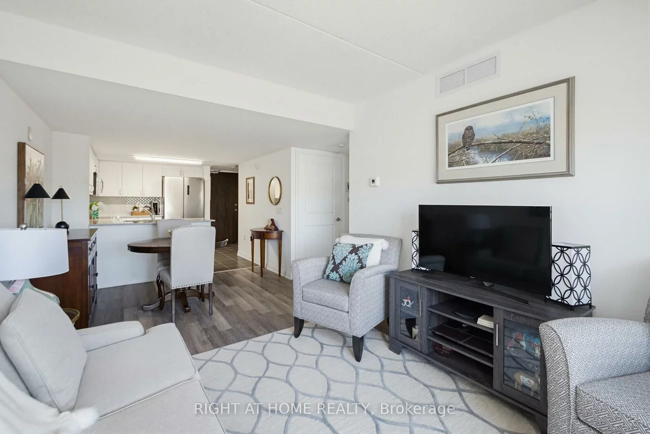 40, Via Rosedale, Sandringham-Wellington, Brampton