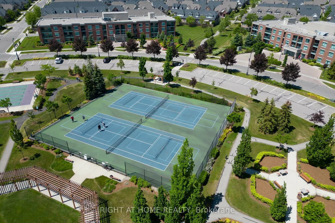 40, Via Rosedale, Sandringham-Wellington, Brampton