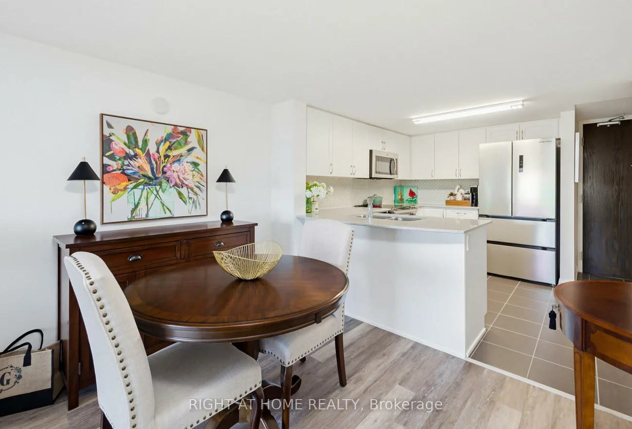 40, Via Rosedale, Sandringham-Wellington, Brampton