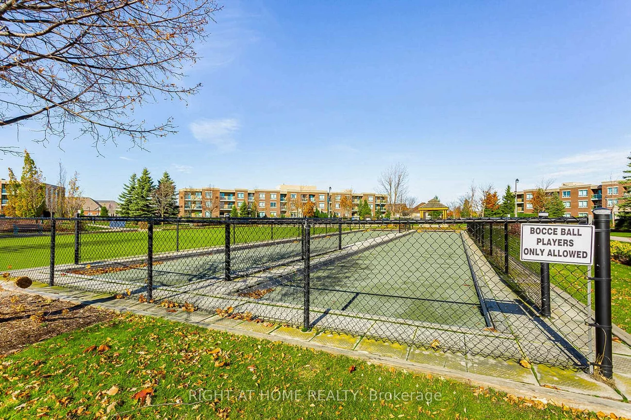 40, Via Rosedale, Sandringham-Wellington, Brampton