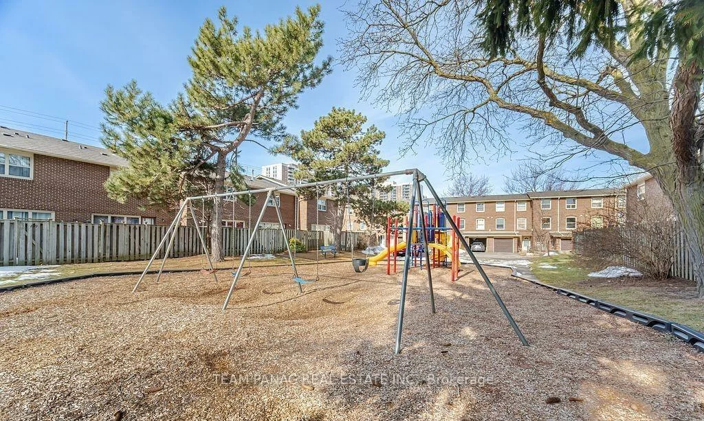 38, Eden, Southgate, Brampton