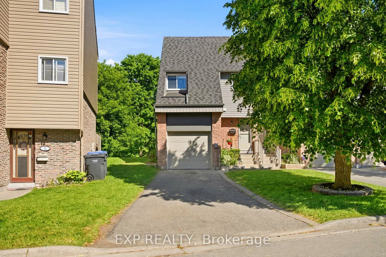 33, Tara Park, Brampton North, Brampton