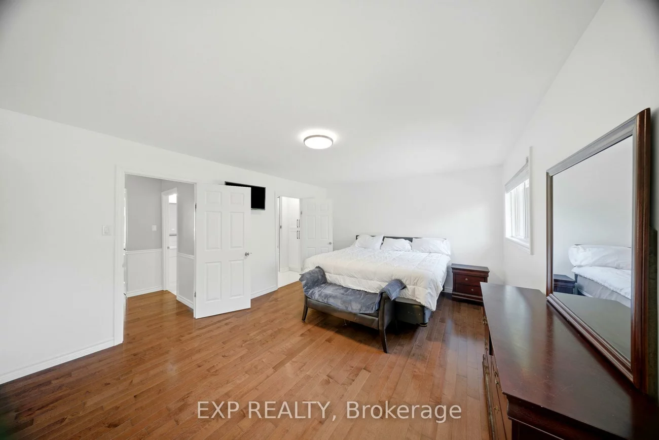 33, Tara Park, Brampton North, Brampton