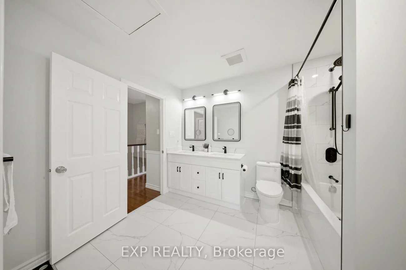 33, Tara Park, Brampton North, Brampton