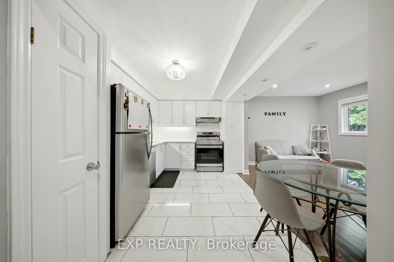 33, Tara Park, Brampton North, Brampton