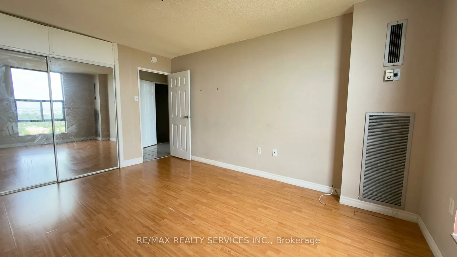 4, Kings Cross, Queen Street Corridor, Brampton