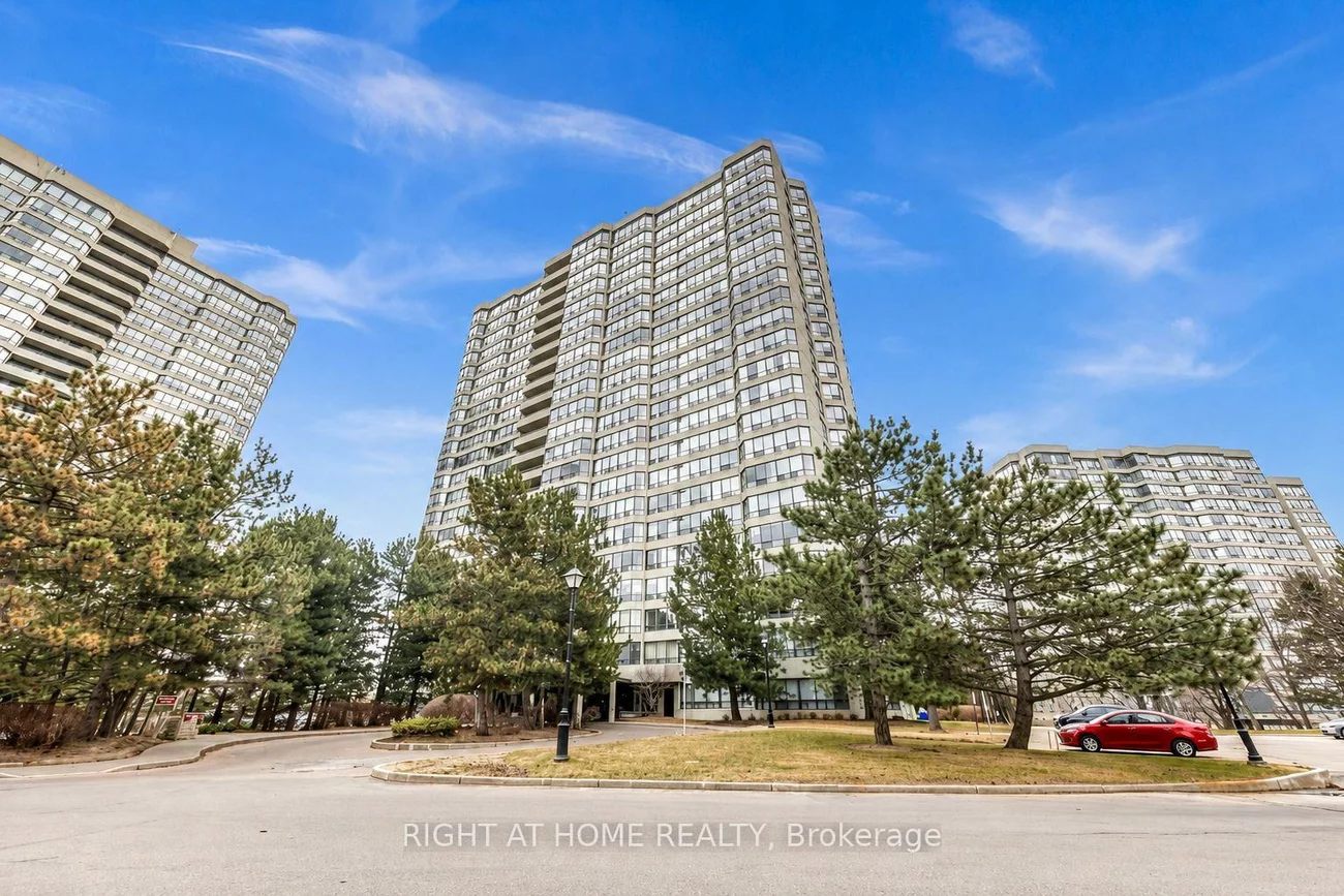 24, Hanover, Queen Street Corridor, Brampton