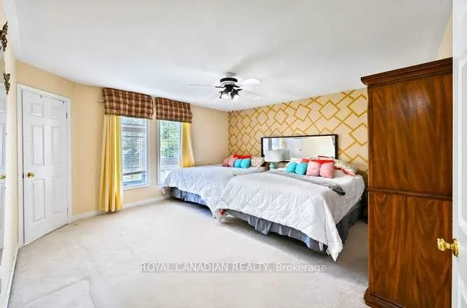 63, Heathcliffe, Central Park, Brampton