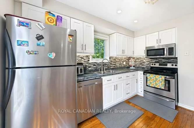 63, Heathcliffe, Central Park, Brampton