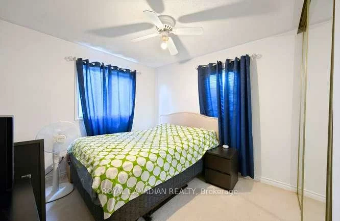 63, Heathcliffe, Central Park, Brampton