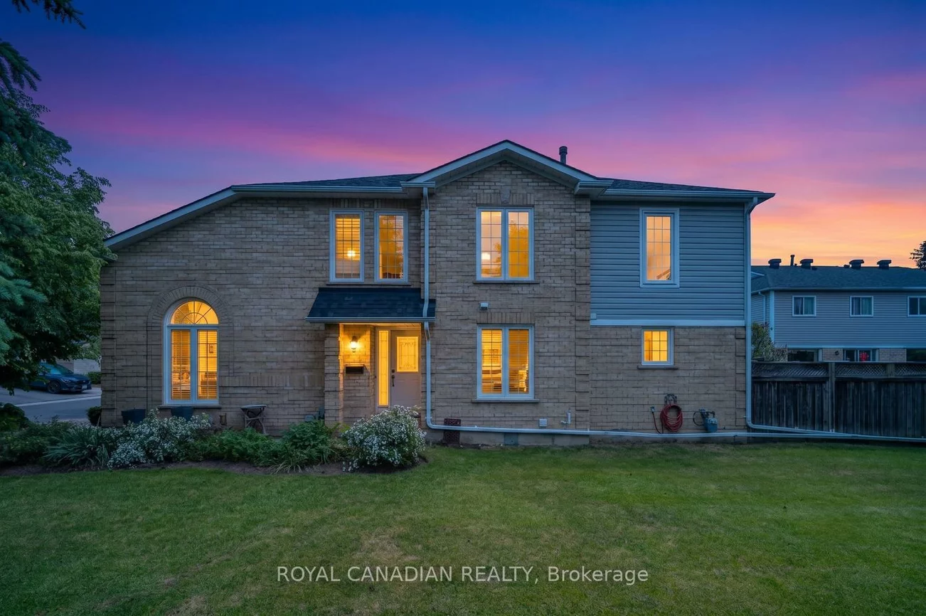63, Heathcliffe, Central Park, Brampton