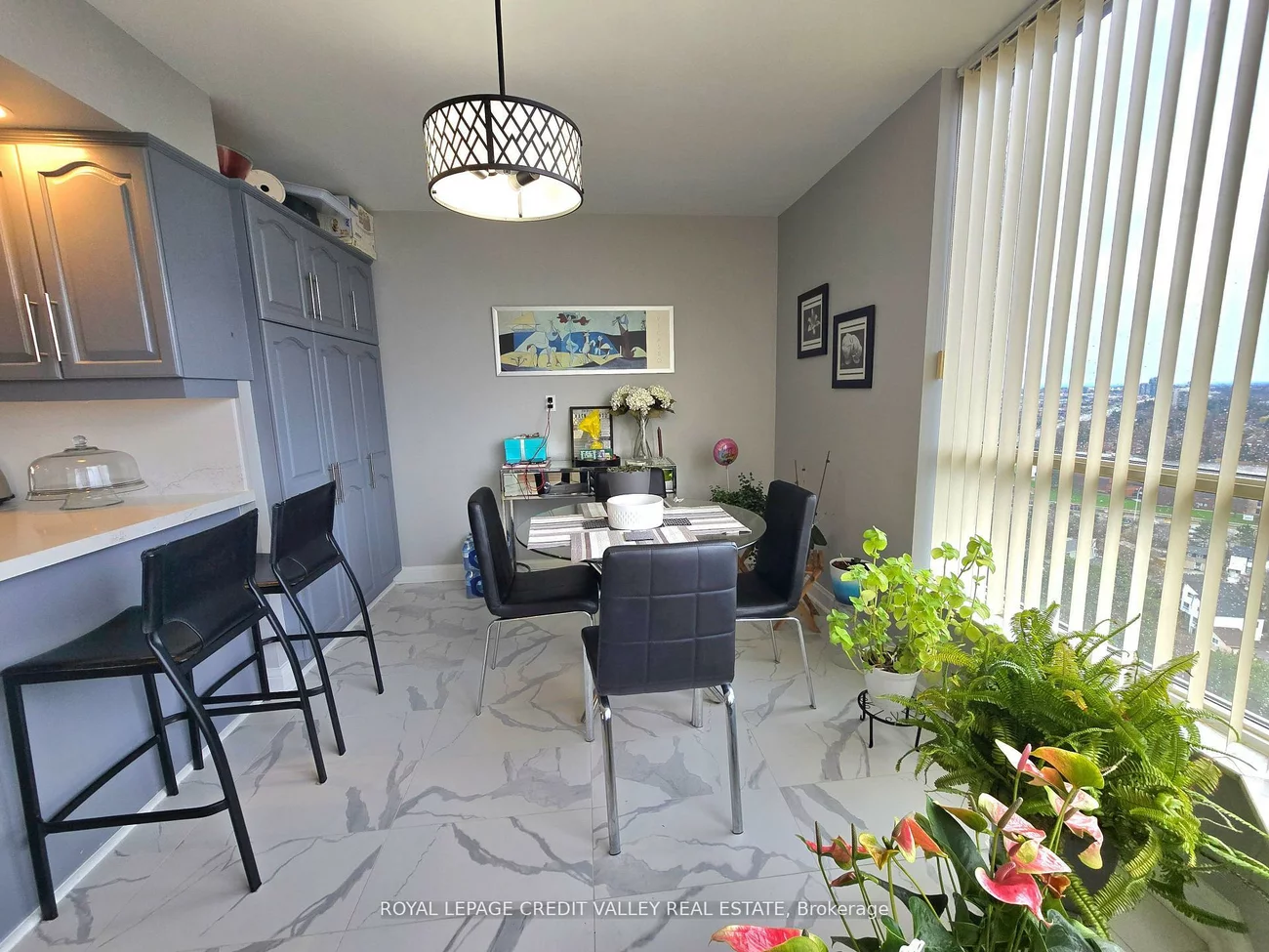 24, Hanover, Queen Street Corridor, Brampton