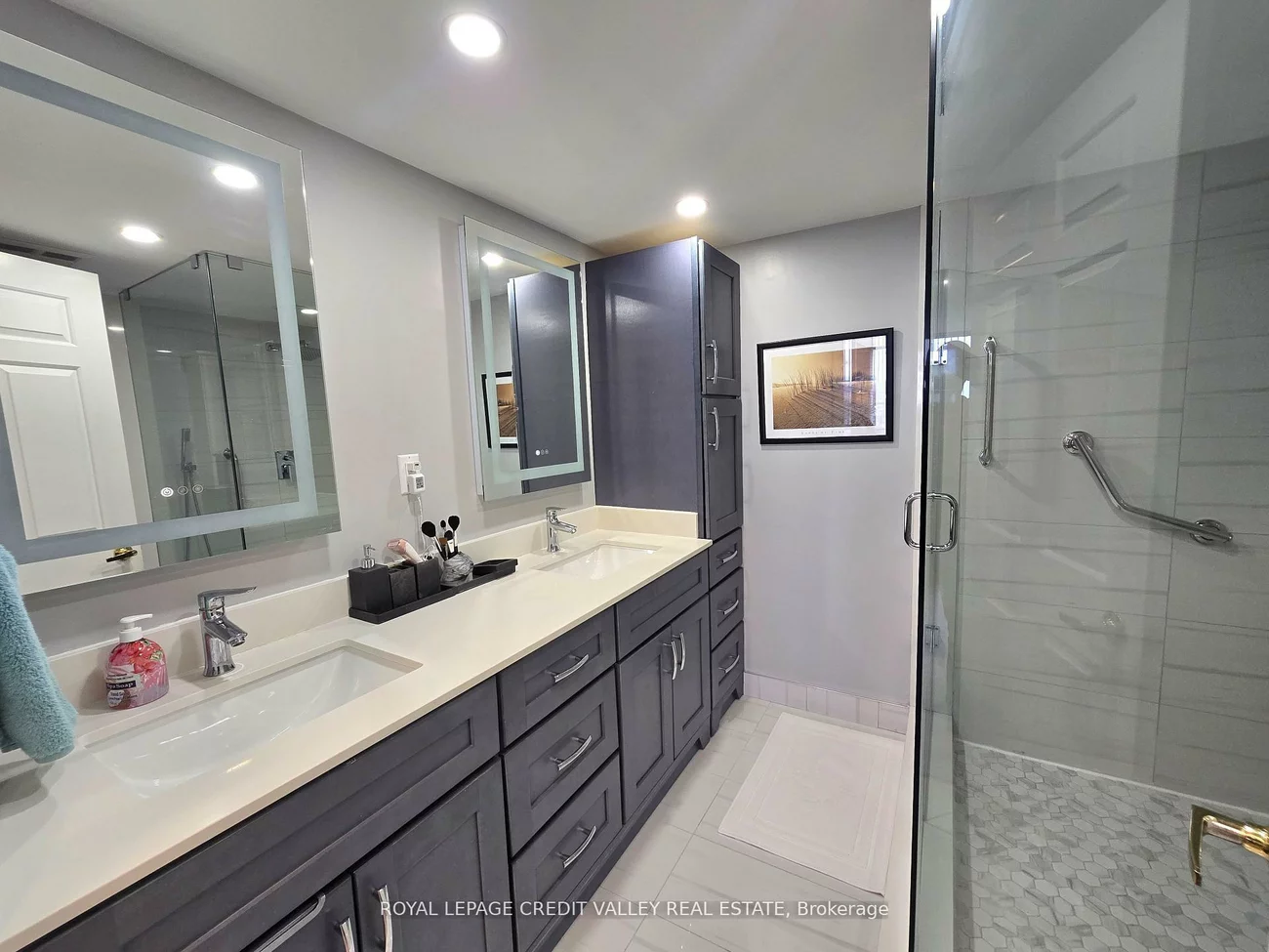 24, Hanover, Queen Street Corridor, Brampton