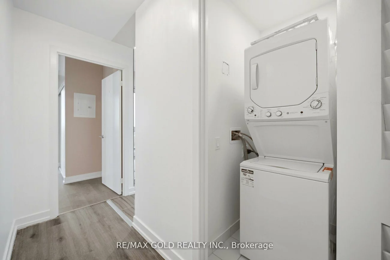 225, Veterans, Northwest Brampton, Brampton
