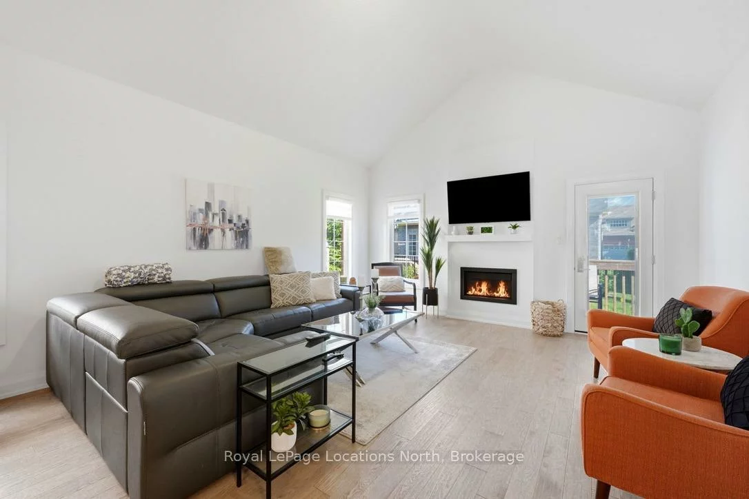 31, Tea Rose, Sandringham-Wellington, Brampton