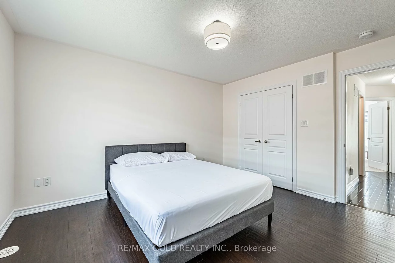6, Pulberry, Credit Valley, Brampton