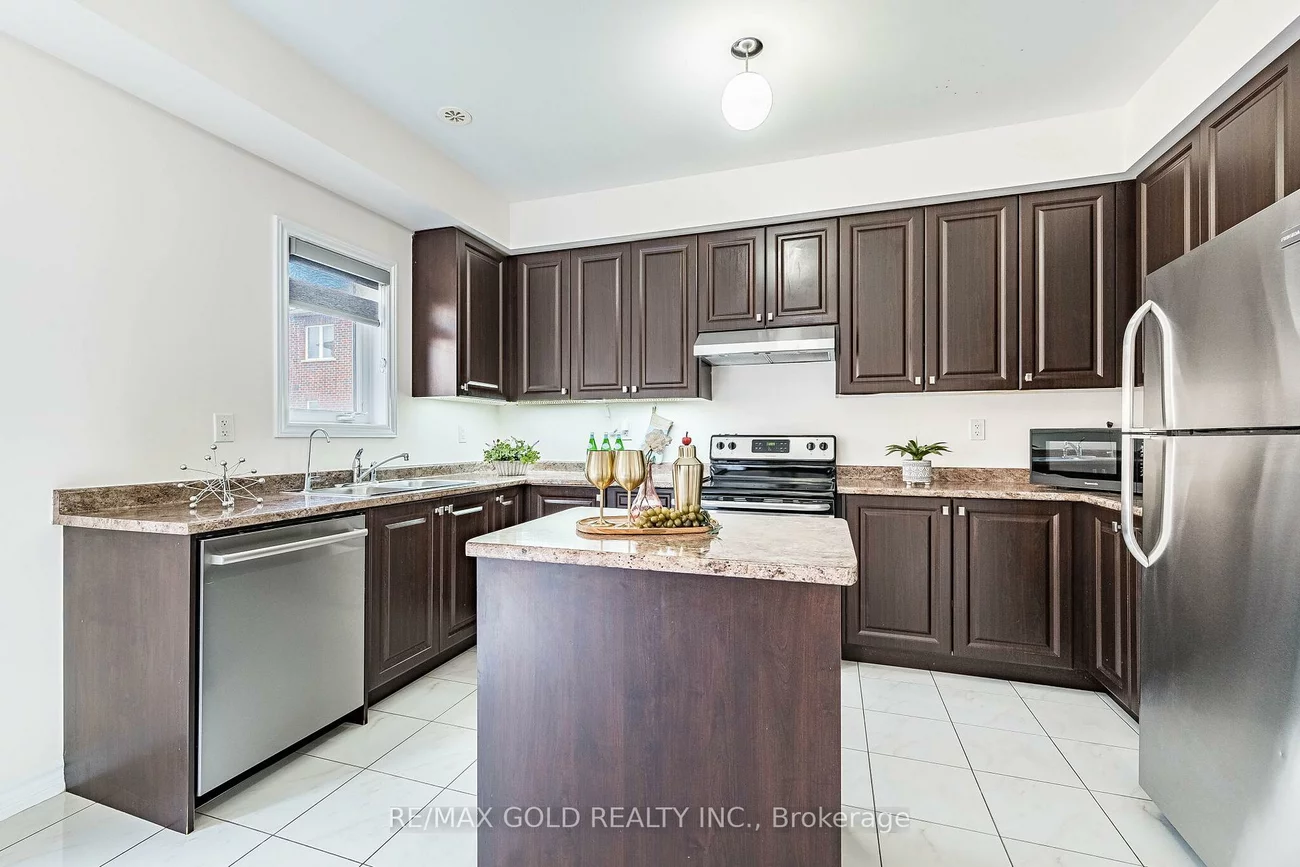 6, Pulberry, Credit Valley, Brampton